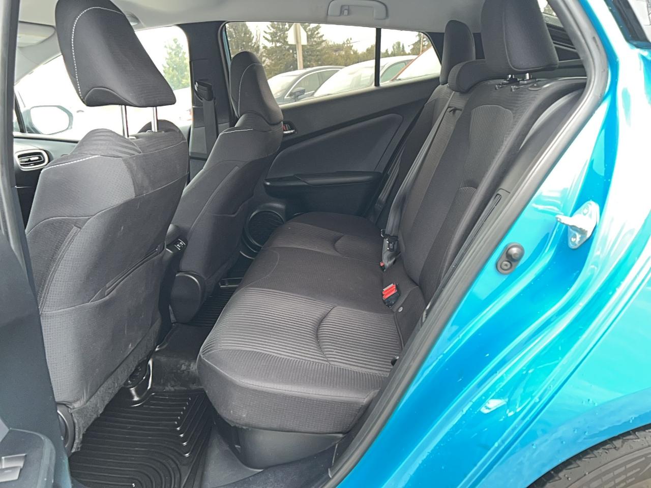 2020 Toyota Prius Prime Le Photo