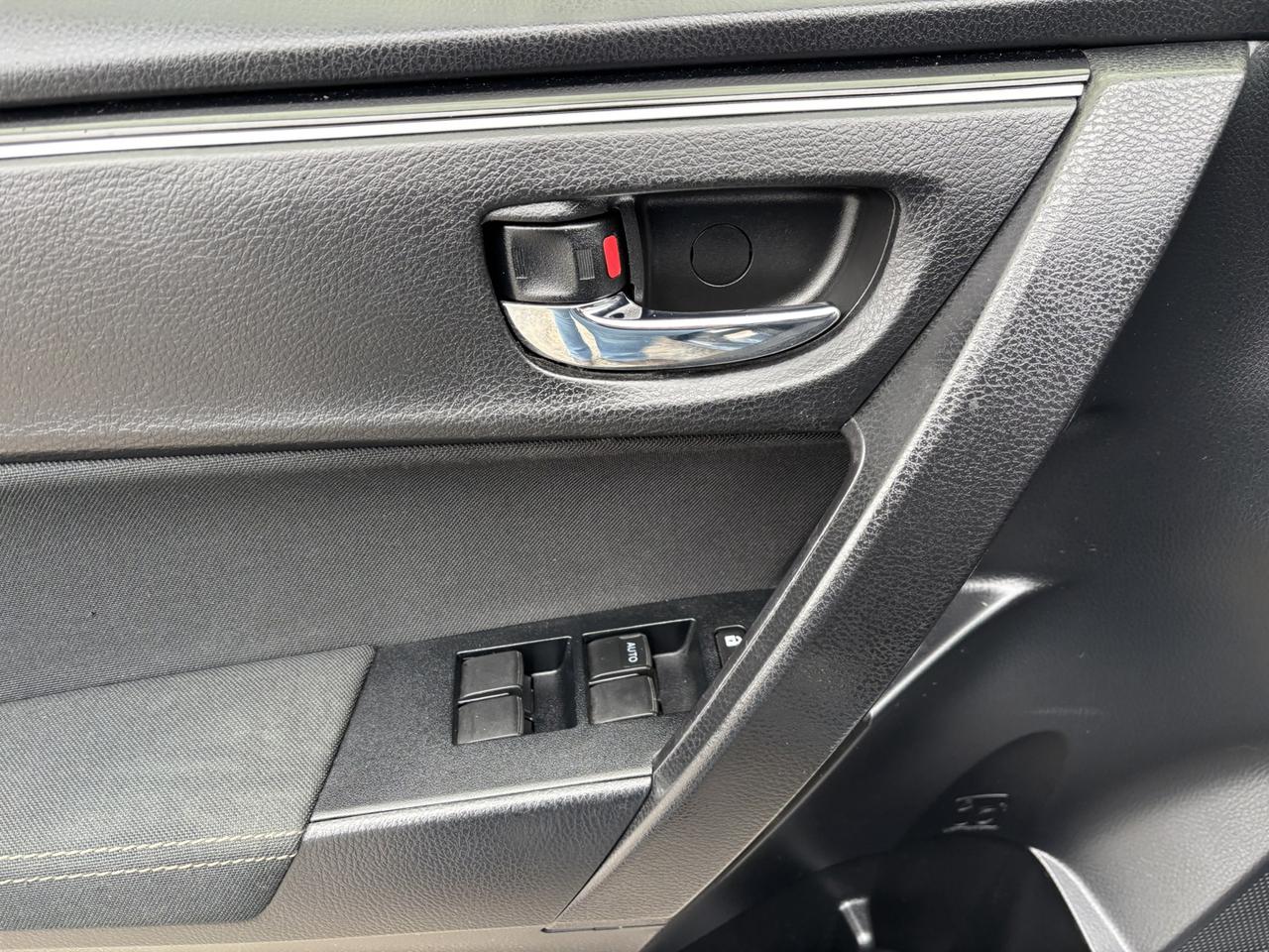 2017 Toyota Corolla L CVT Photo