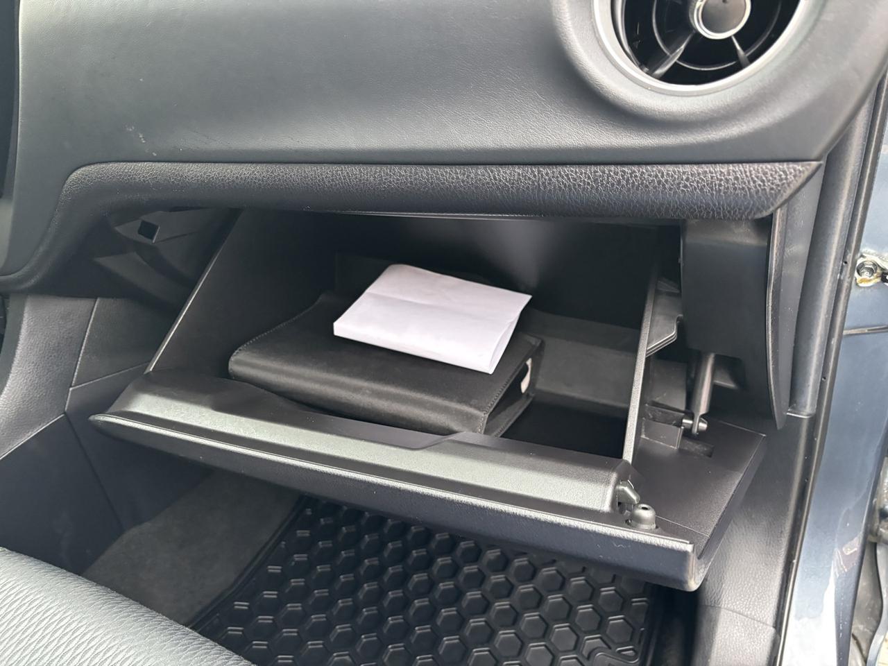 2017 Toyota Corolla L CVT Photo