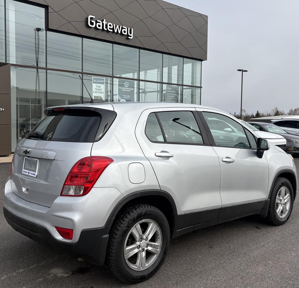 2019 Chevrolet Trax LS Photo