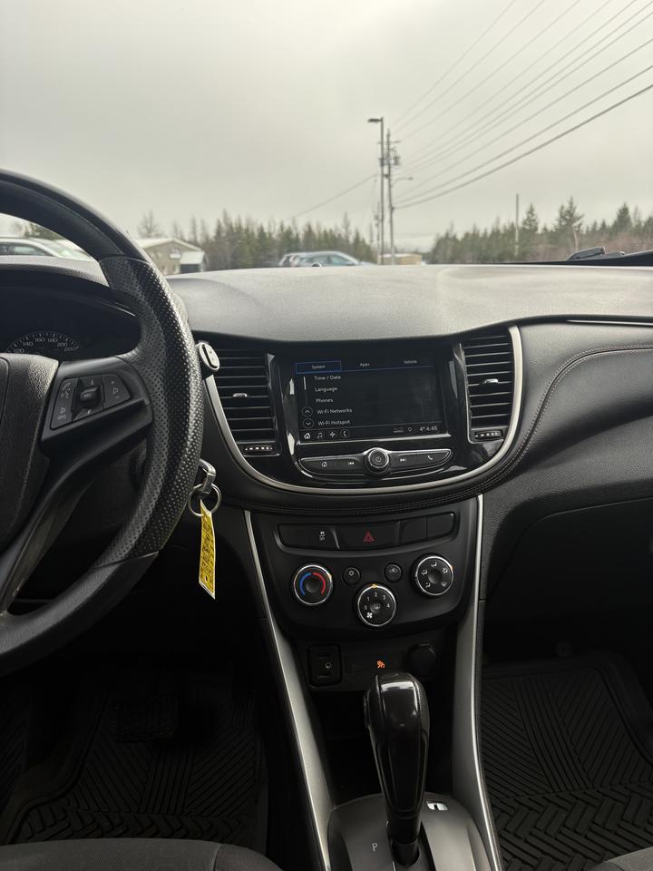 2019 Chevrolet Trax LS Photo