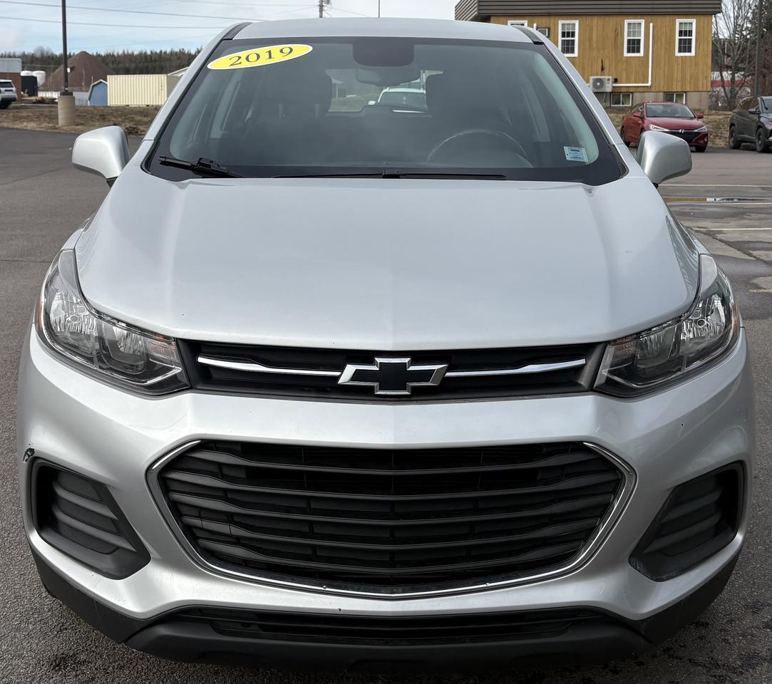 2019 Chevrolet Trax LS Photo