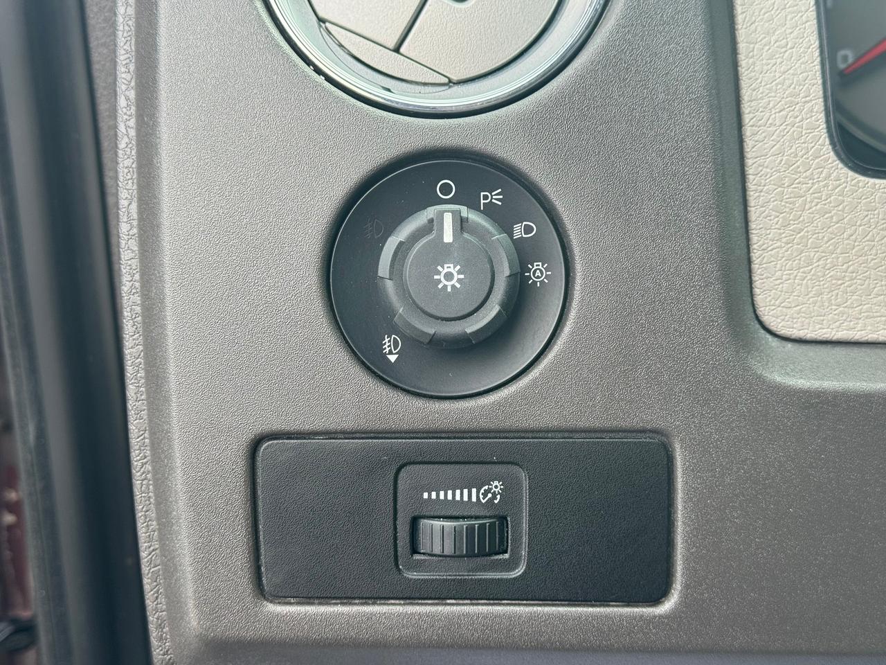 2009 Ford F-150 XLT **ONE OWNER**CLEAN CARFAX** Photo