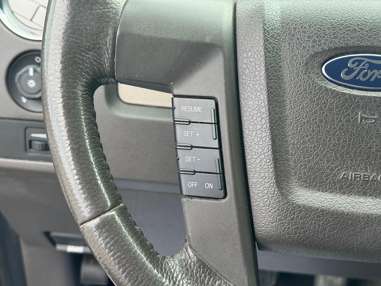 2009 Ford F-150 XLT **ONE OWNER**CLEAN CARFAX** Photo