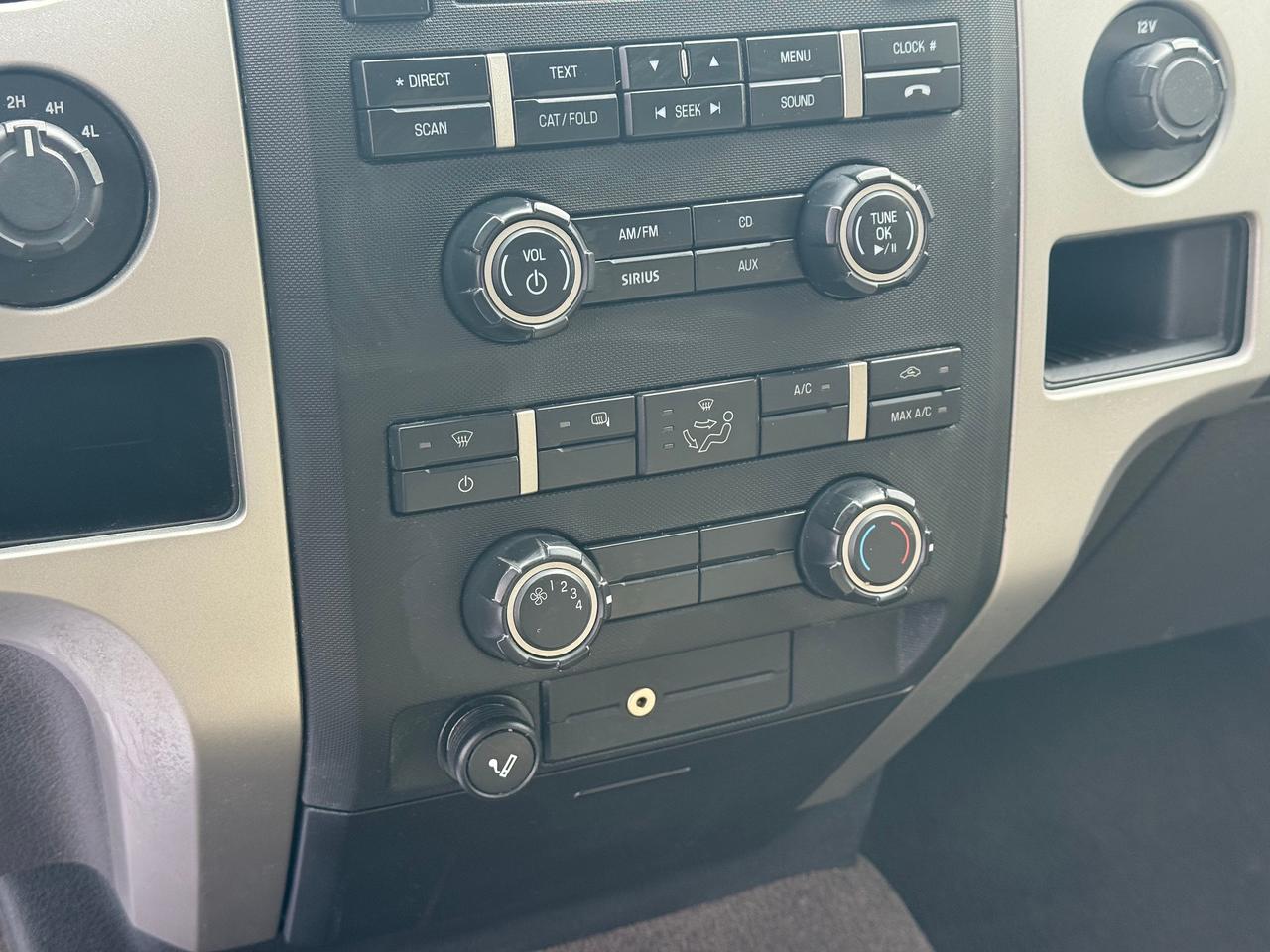 2009 Ford F-150 XLT **ONE OWNER**CLEAN CARFAX** Photo