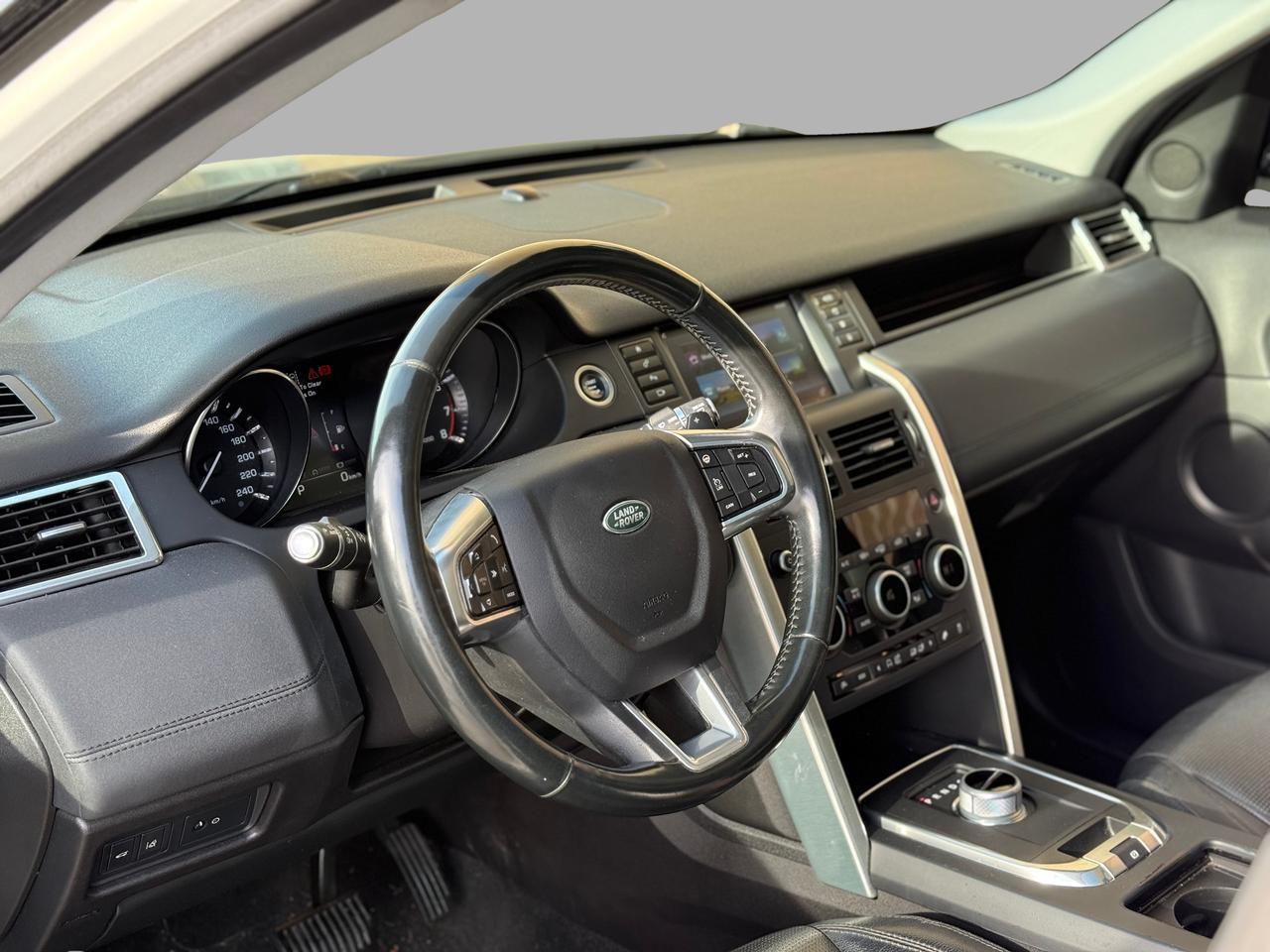 2016 Land Rover Discovery Sport HSE 4WD Photo