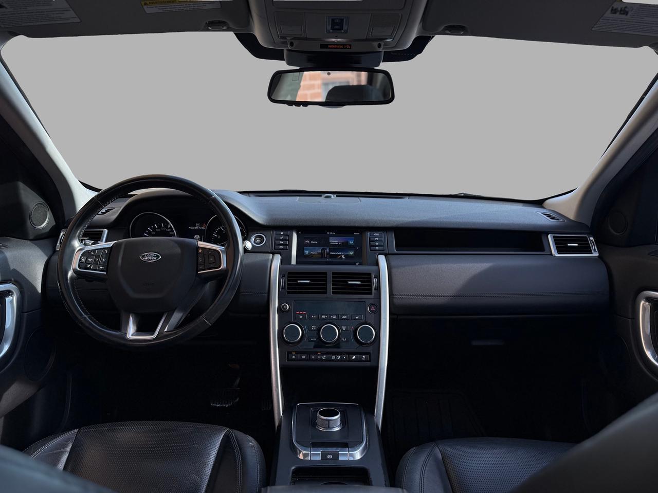 2016 Land Rover Discovery Sport HSE 4WD Photo