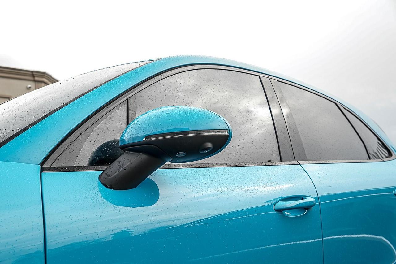 2021 Porsche Macan GTS AWD Photo4