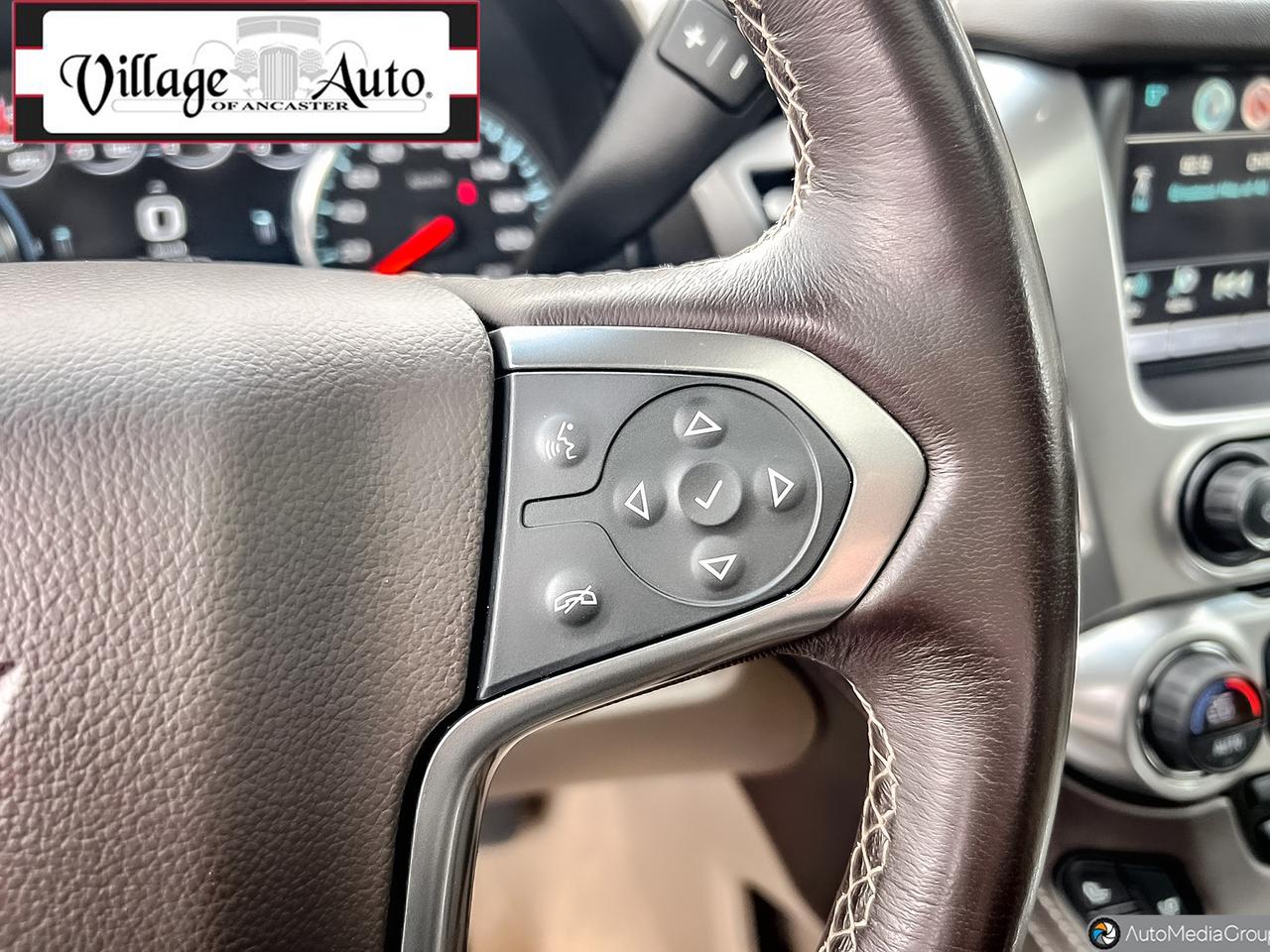 2019 Chevrolet Suburban 4WD 4dr 1500 Premier - Photo #24