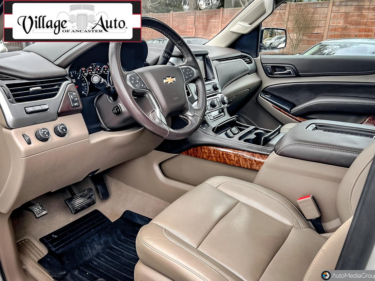 2019 Chevrolet Suburban 4WD 4dr 1500 Premier - Photo #18