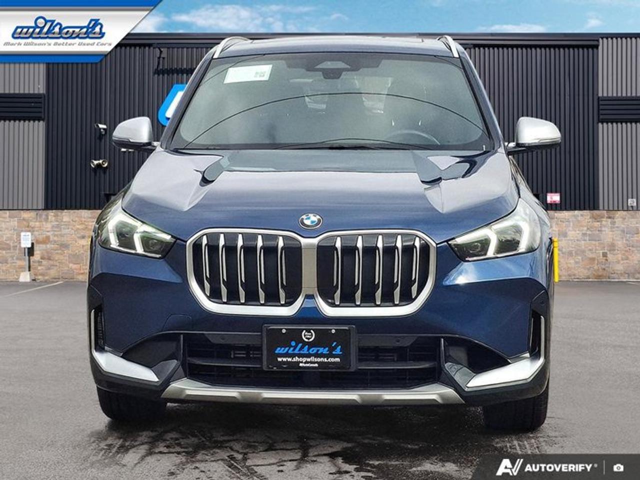 2023 BMW X1 xDrive28i | Pano Roof | Leather | Navi | Heated Seats + Steering | Power Liftgate | and More ! Photo
