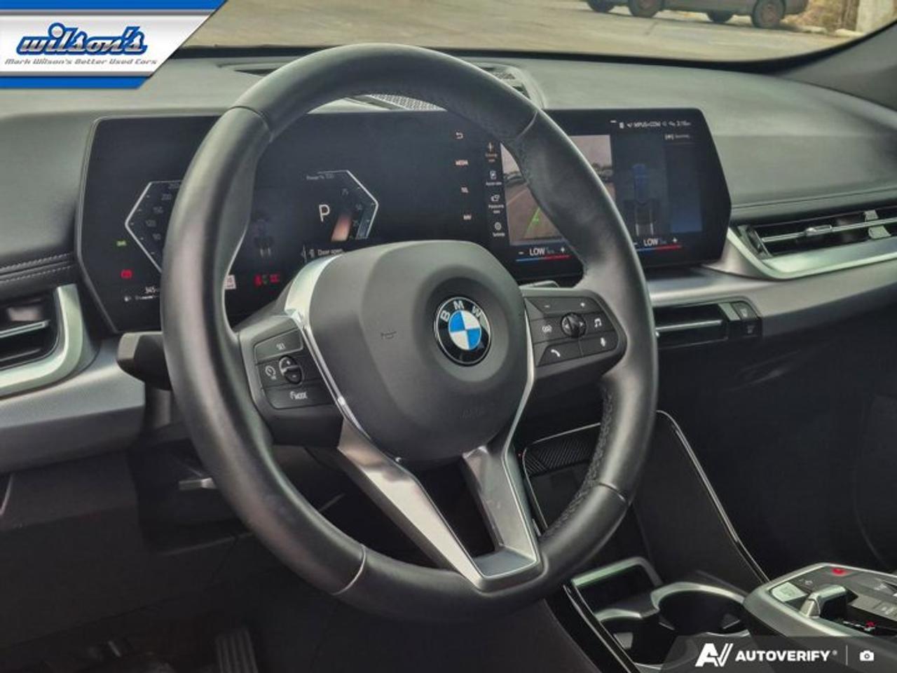 2023 BMW X1 xDrive28i | Pano Roof | Leather | Navi | Heated Seats + Steering | Power Liftgate | and More ! Photo