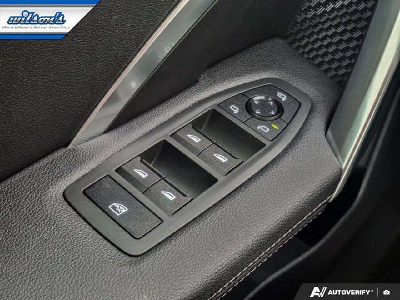 2023 BMW X1 xDrive28i | Pano Roof | Leather | Navi | Heated Seats + Steering | Power Liftgate | and More ! Photo