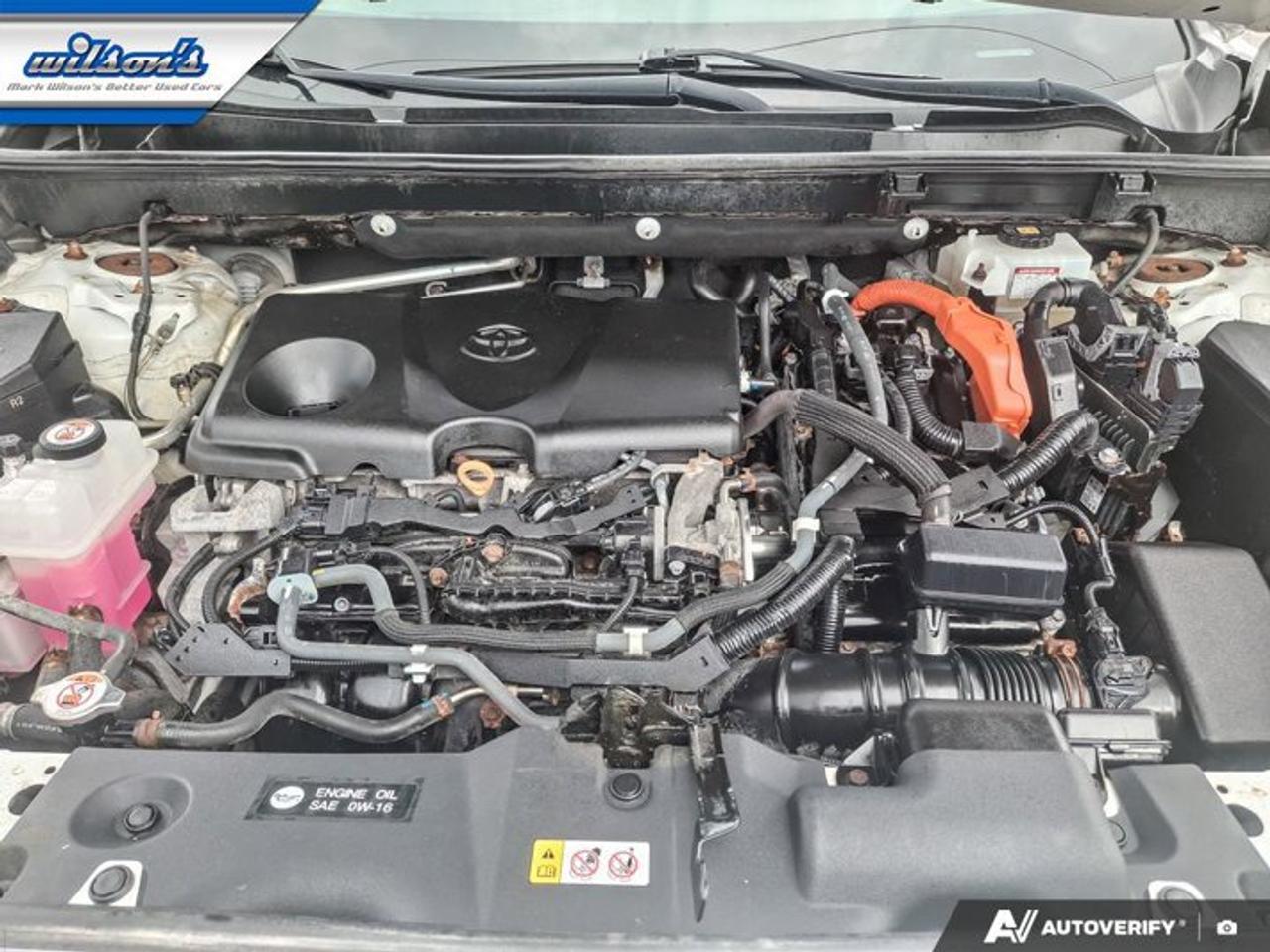 2019 Toyota RAV4 Hybrid XSE | Leatherette | Sunroof | Heated Wheel + Seats | Power Liftgate | Bluetooth | and More ! Photo