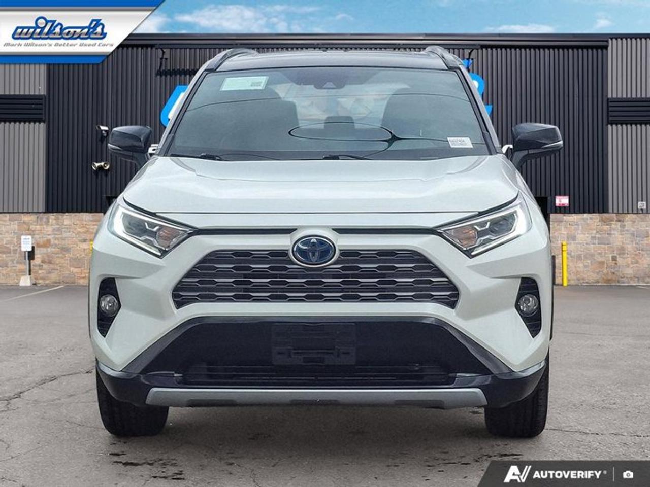 2019 Toyota RAV4 Hybrid XSE | Leatherette | Sunroof | Heated Wheel + Seats | Power Liftgate | Bluetooth | and More ! Photo