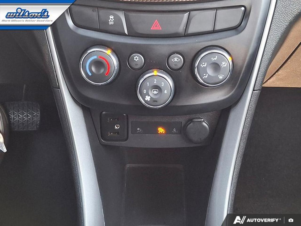 2019 Chevrolet Trax LT AWD | Alloys | Reverse Camera | Power Windows and Locks | Bluetooth |  and Much More ! Photo