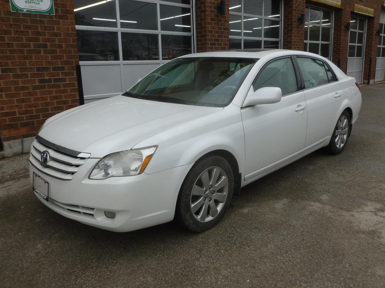 <p>New arrival, trade in from Toyota dealer in good condition, accident free and well maintained by previous owner. Equipped with a 3.5L V6 engine (the best engine Toyota ever made)</p><p>automatic transmission, power group, heated leather power seats, sunroof, alloy wheels with 2nd set of winter tires on steel wheels, very hard to get model with lots of life left.</p><p>LUBRICO WARRANTY AVAILABLE.</p>