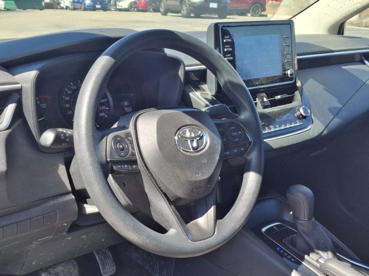2020 Toyota Corolla LE | Radar Cruise | Heated Seats | Bluetooth | Rear Camera | and More ! Photo