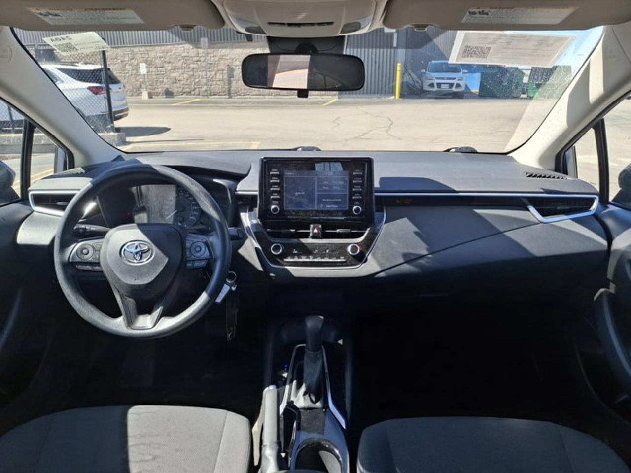 2020 Toyota Corolla LE | Radar Cruise | Heated Seats | Bluetooth | Rear Camera | and More ! Photo4