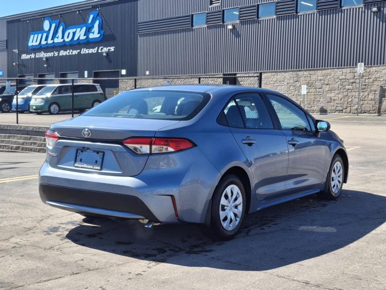 2020 Toyota Corolla LE | Radar Cruise | Heated Seats | Bluetooth | Rear Camera | and More ! Photo