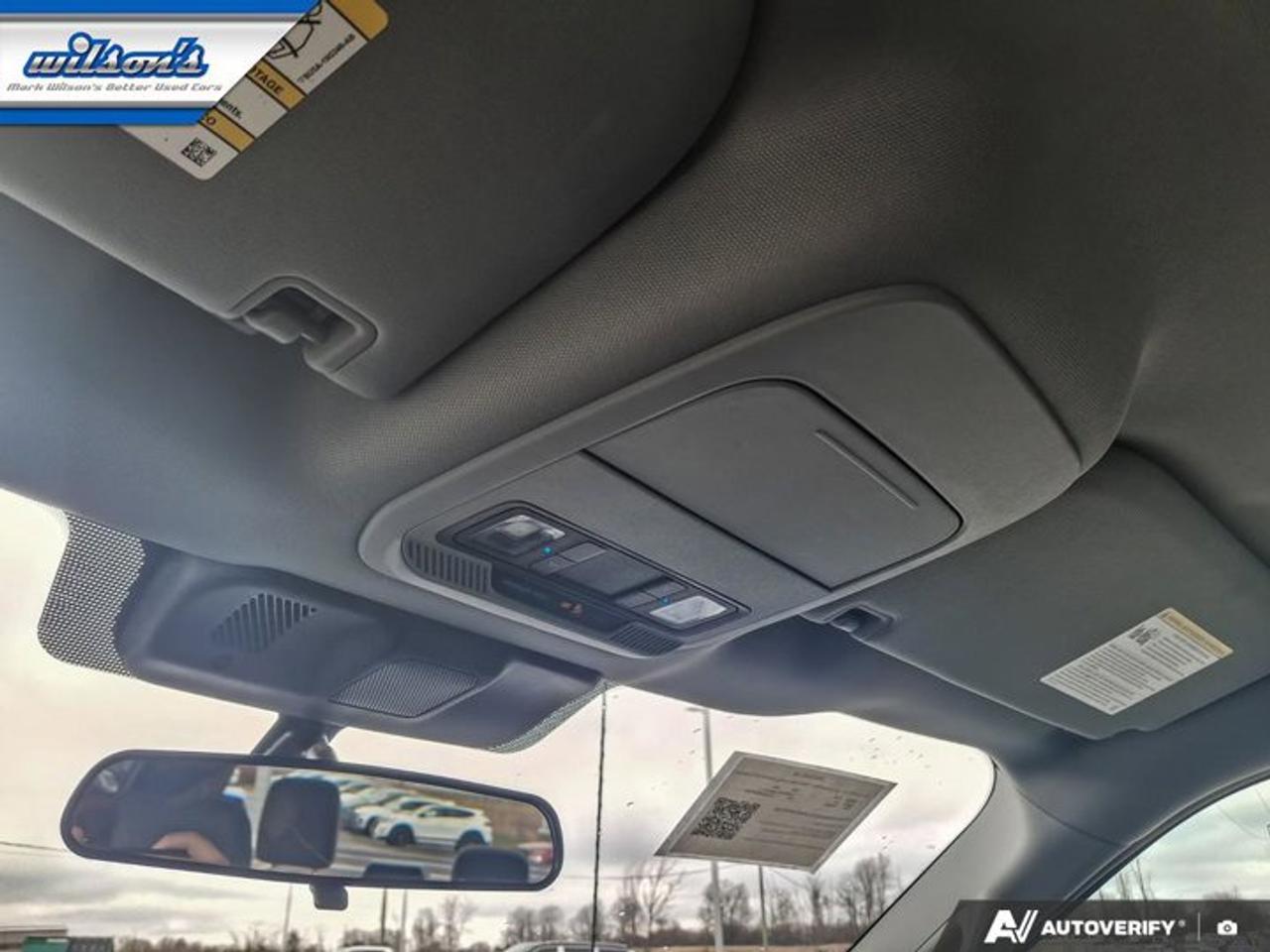 2022 Ford F-150 XLT Crew 4X4 | 3.5L | Nav | Bucket Seats | Tailgate Step | Tow Pkg | Remote Start | and More ! Photo