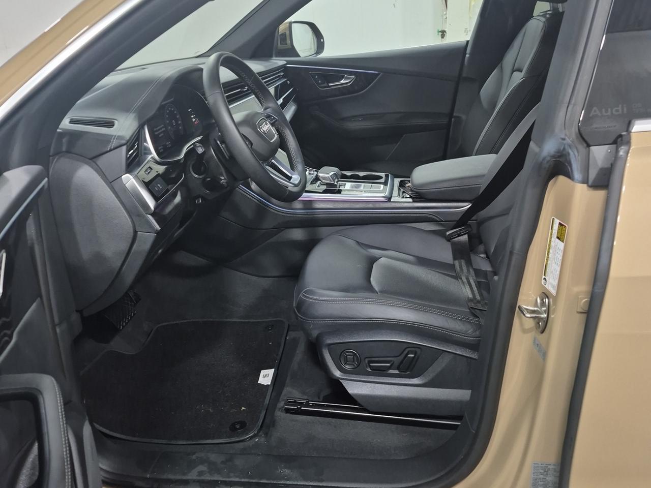 2025 Audi Q8 PROGRESSIV 55 TFSI |QUATTRO|NAVI|PANO|CAM Photo2