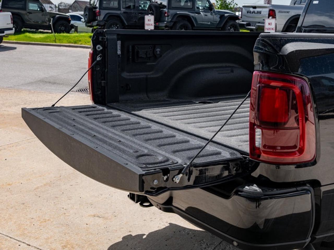 2026 RAM 3500 Limited Photo