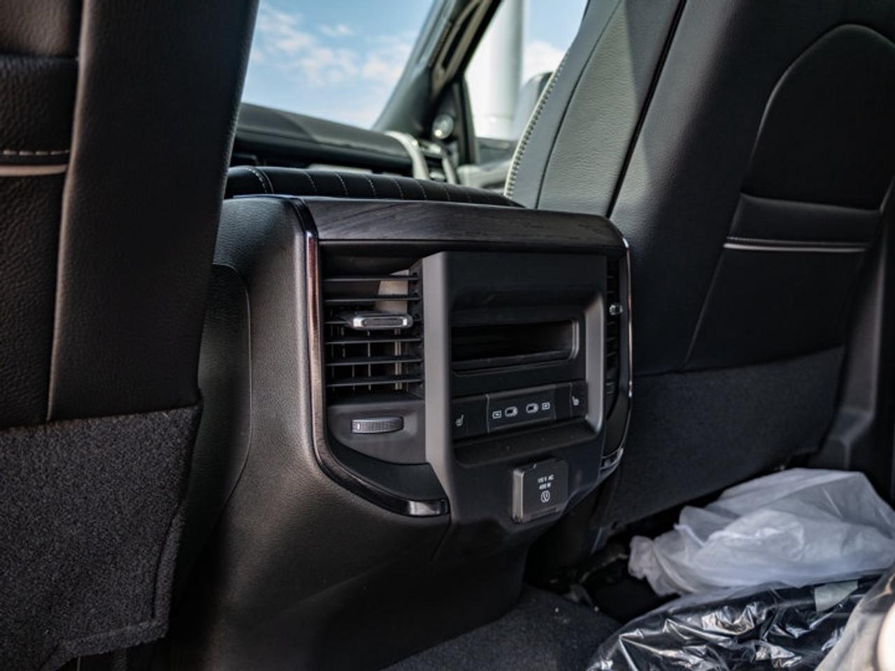 2026 RAM 3500 Limited Photo