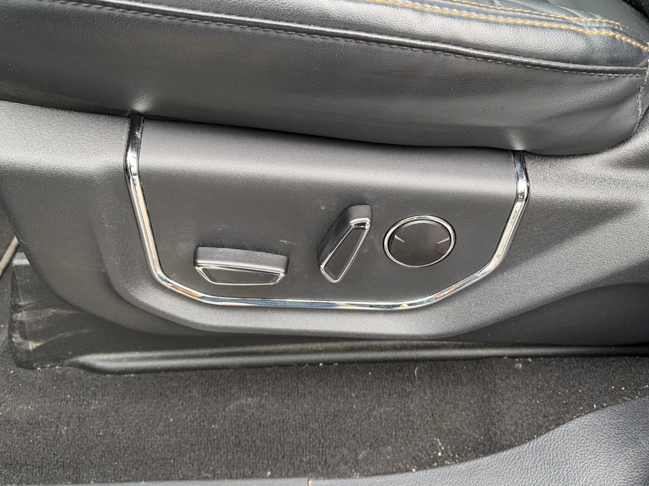 2023 Ford Expedition Platinum Max 4X4 Photo