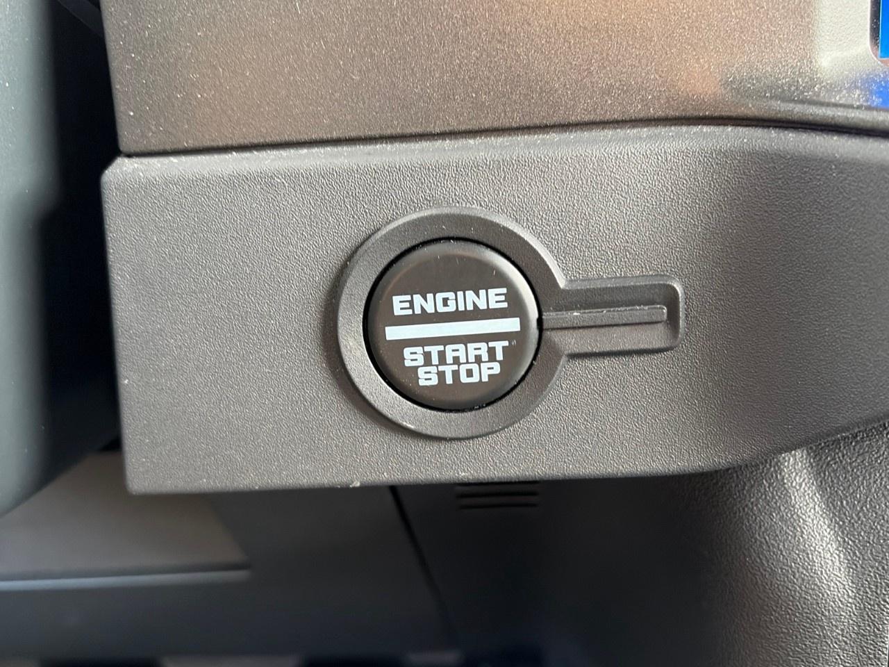 2025 Ford Bronco Big Bend 4 Door 4x4 Photo