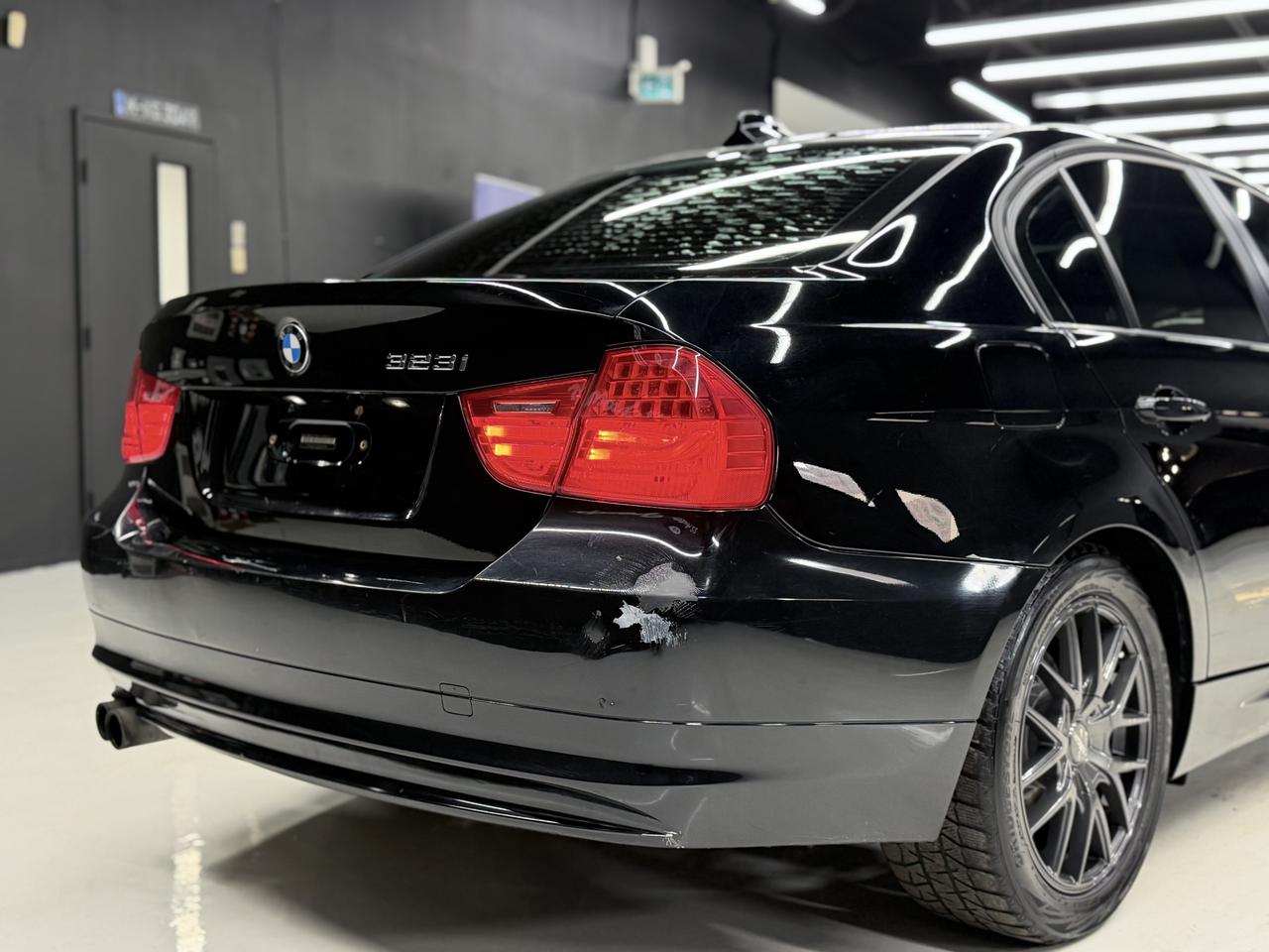 2011 BMW 323i SUNROOF|HEATED SEATS|DUAL CLIMATE|CLEAN CARFAX| Photo