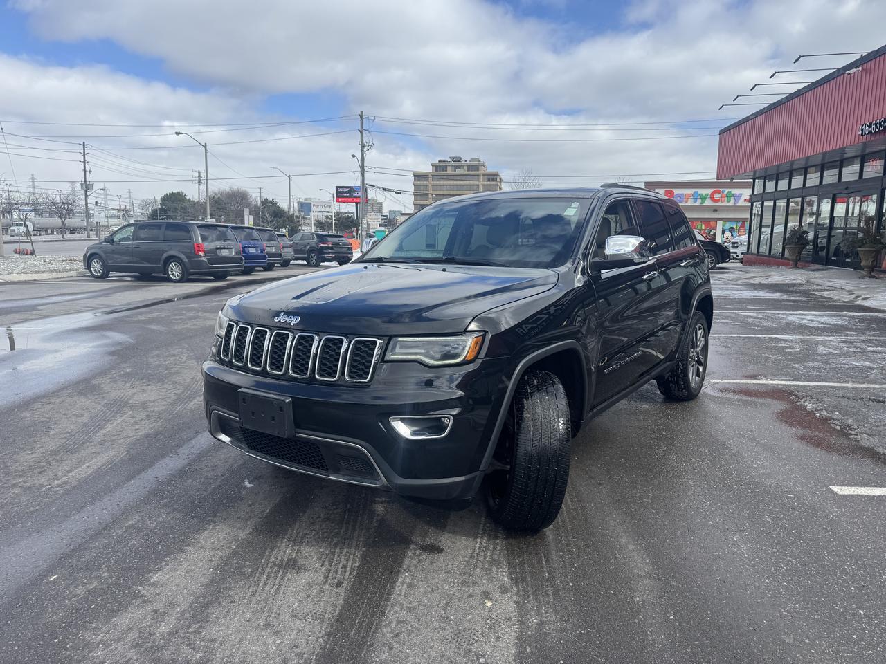2018 Jeep Grand Cherokee LIMITED 4WD LEATHER PAN/ROOF NAV B/SPOT CAMERA Photo2