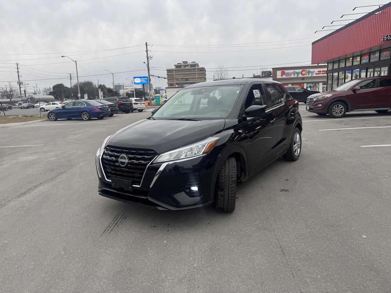 2023 Nissan Kicks S AUTO A/C CARPLAY L/ASSIST B/SPOT BACKUP CAMERA Photo2