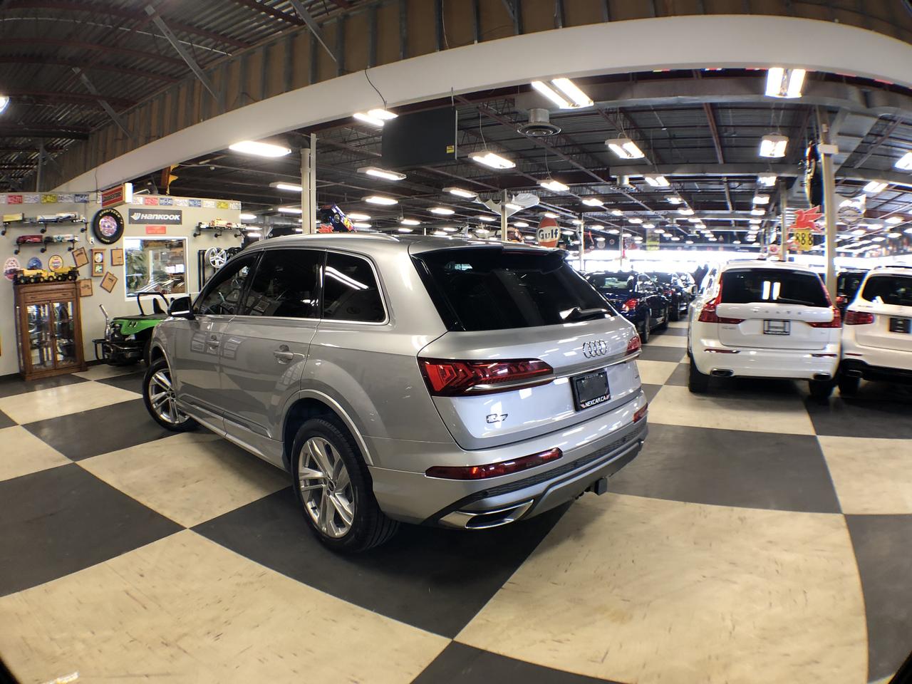 2021 Audi Q7 KOMFORT AWD 7 PASS NAV LEATHER PAN/ROOF B/SPOT CAM Photo3