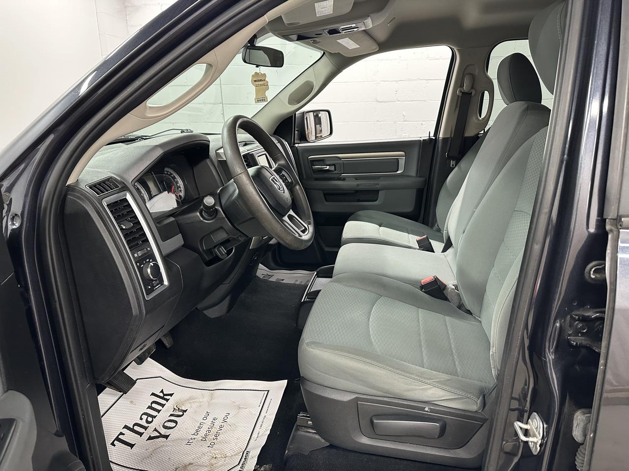 2019 RAM 1500 Classic SLT Photo24