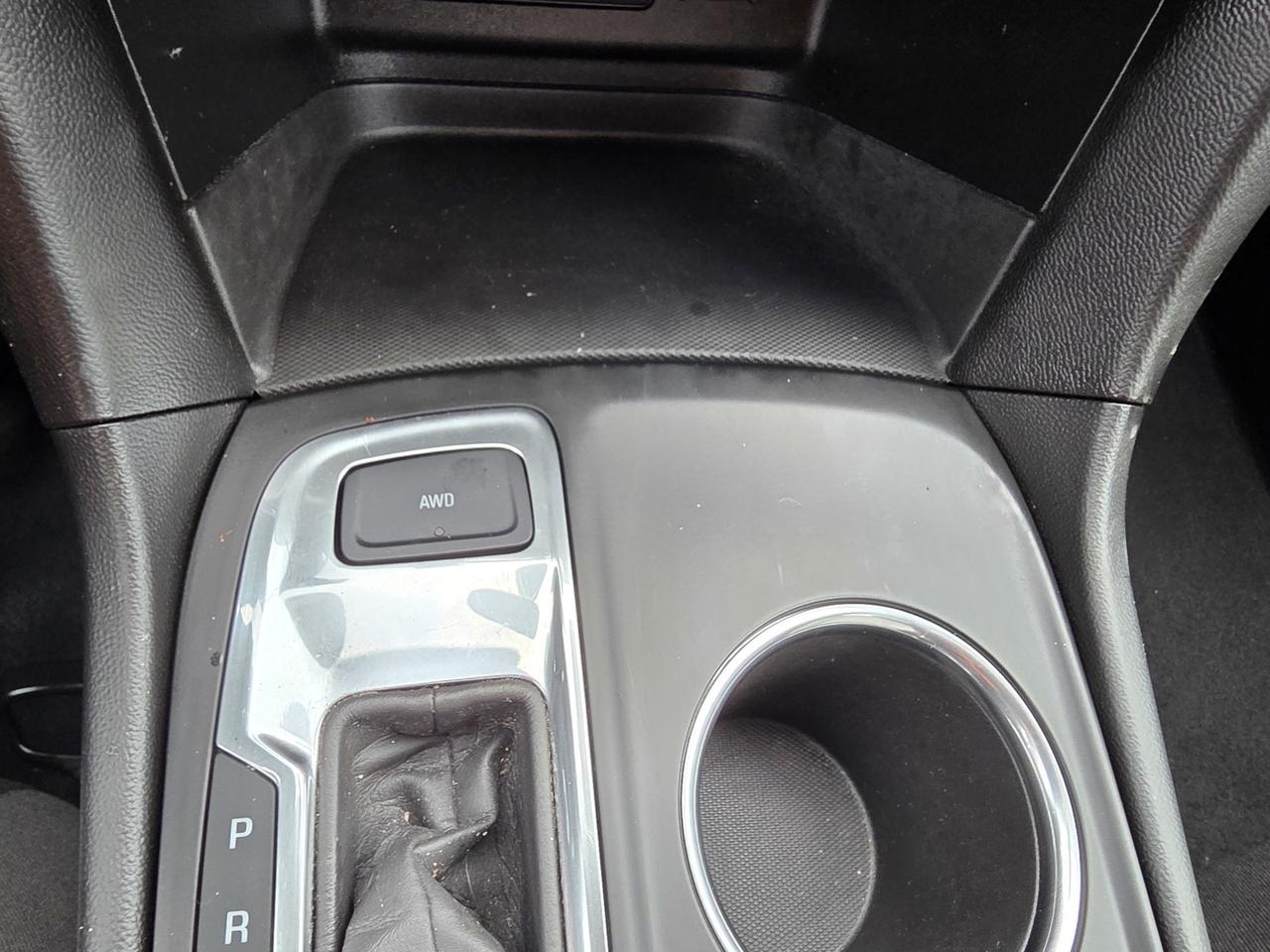 2020 Chevrolet Equinox LS AWD Photo