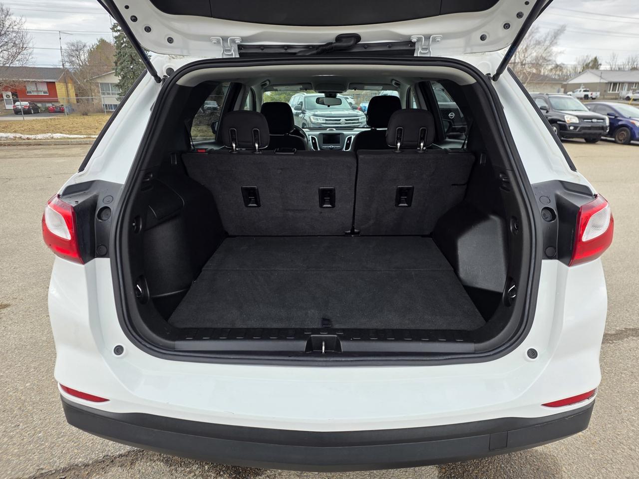 2020 Chevrolet Equinox LS AWD Photo