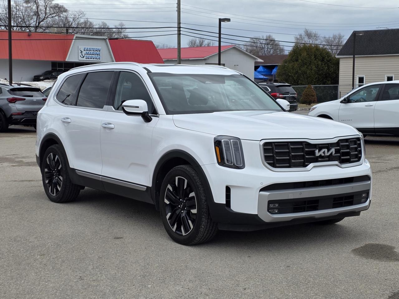 2023 Kia Telluride SX AWD includes snow tires on rims! Photo2