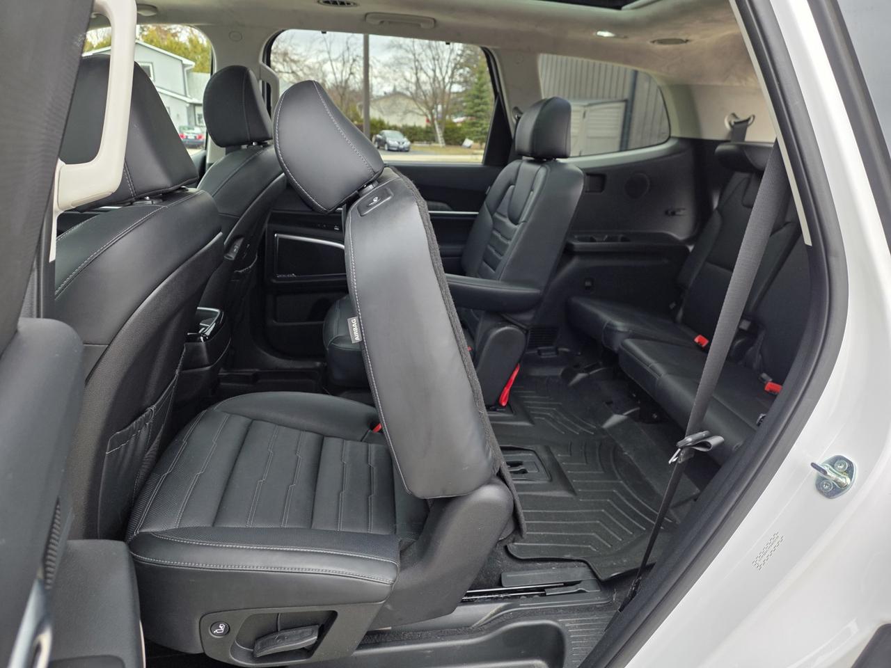 2023 Kia Telluride SX AWD includes snow tires on rims! Photo