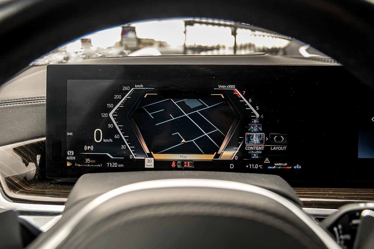 2024 BMW X5 xDrive40i M SPORT|HUD|WOOD TRIM|PANO|NAVI| Photo