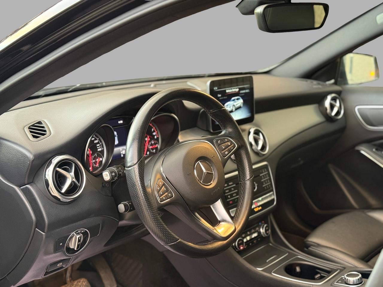 2020 Mercedes-Benz GLA GLA 250 Photo