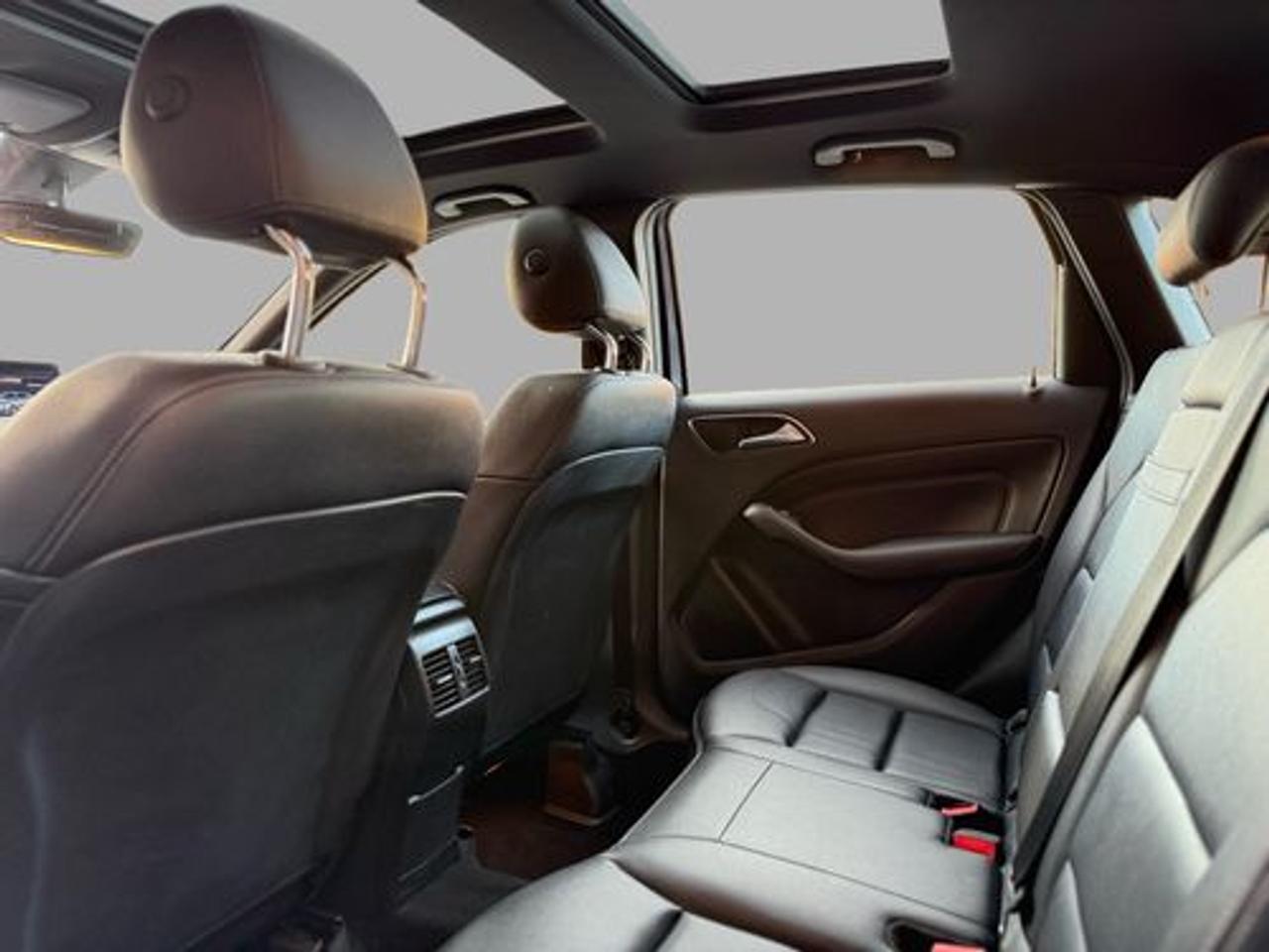 2018 Mercedes-Benz B-Class B 250 Photo