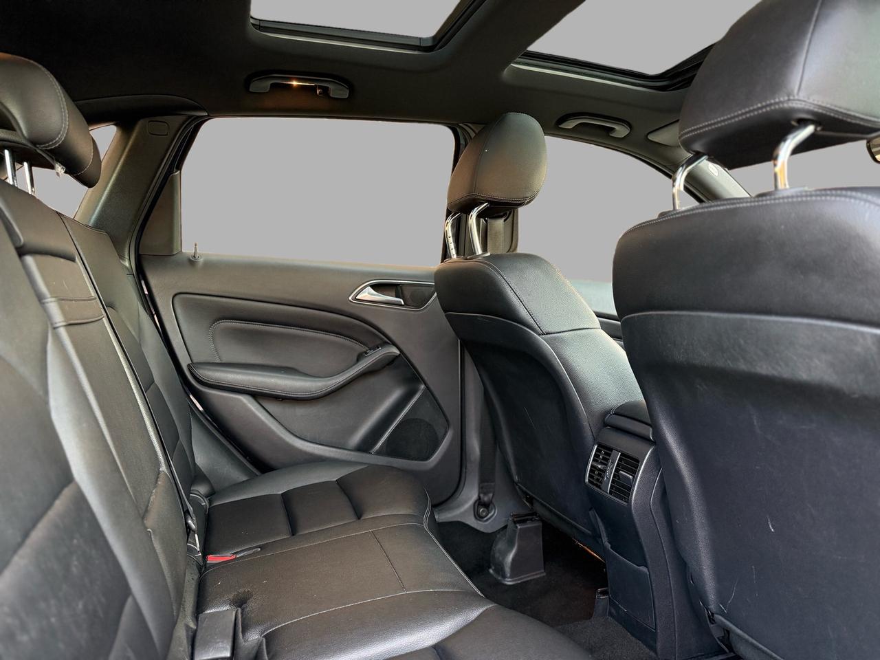 2018 Mercedes-Benz B-Class B 250 Photo