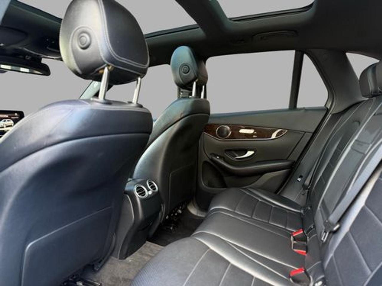 2017 Mercedes-Benz GLC-Class GLC 300 Photo