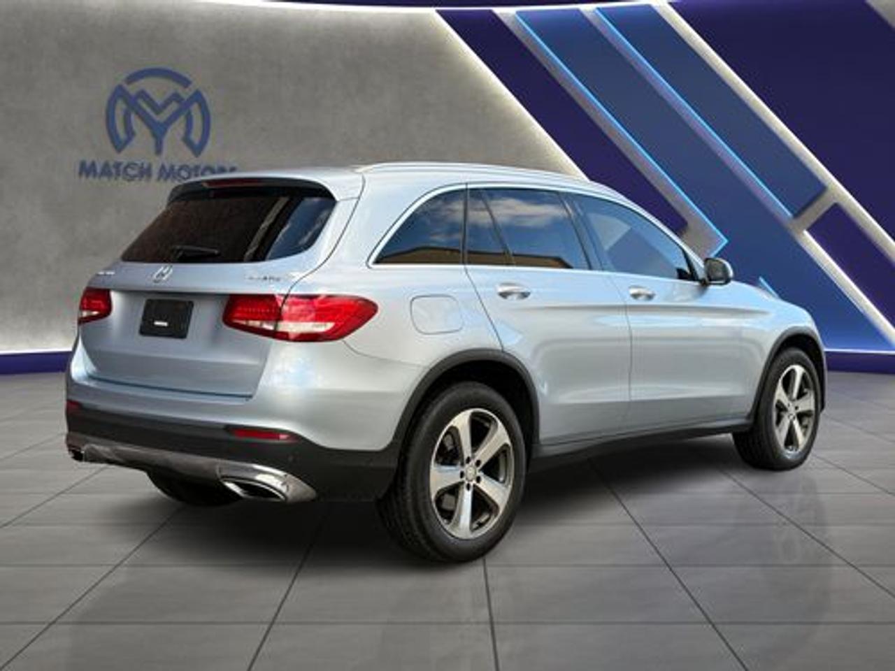 2017 Mercedes-Benz GLC-Class GLC 300 Photo4