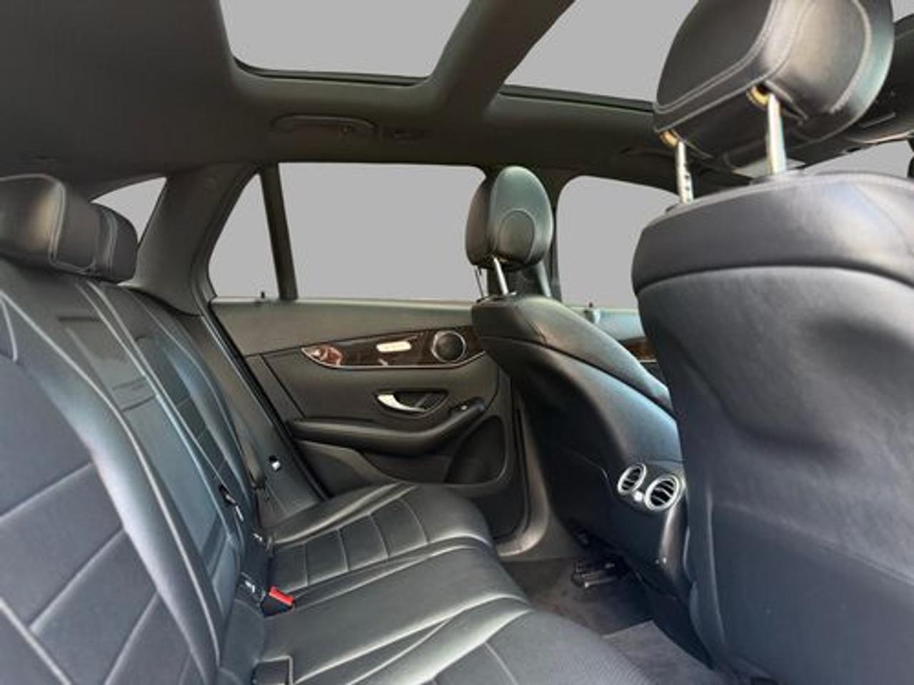 2017 Mercedes-Benz GLC-Class GLC 300 Photo