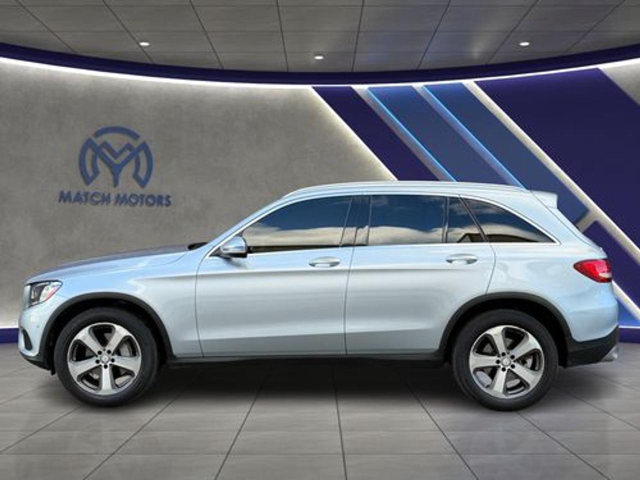 2017 Mercedes-Benz GLC-Class GLC 300 Photo