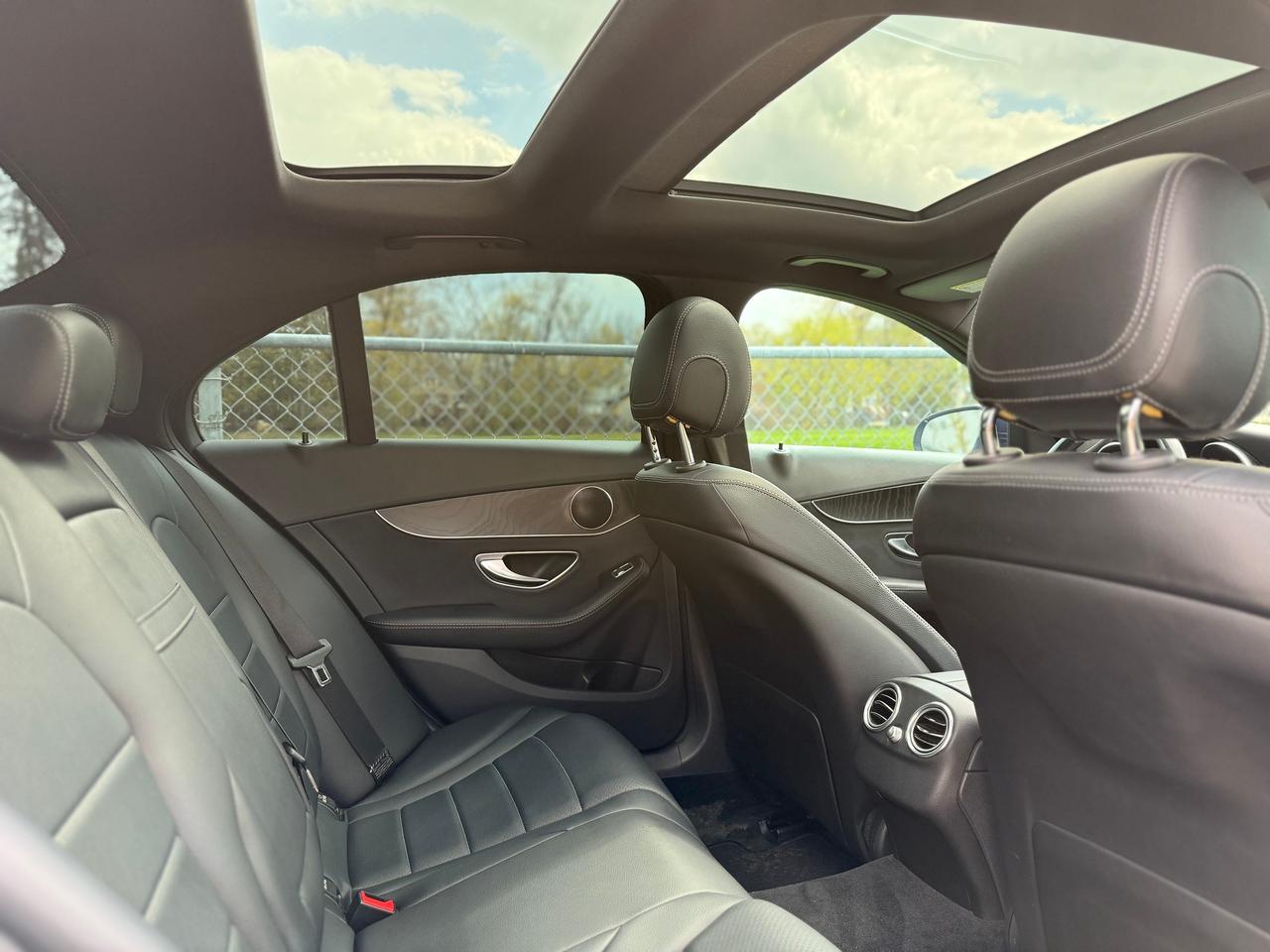 2017 Mercedes-Benz C-Class C 300 Photo