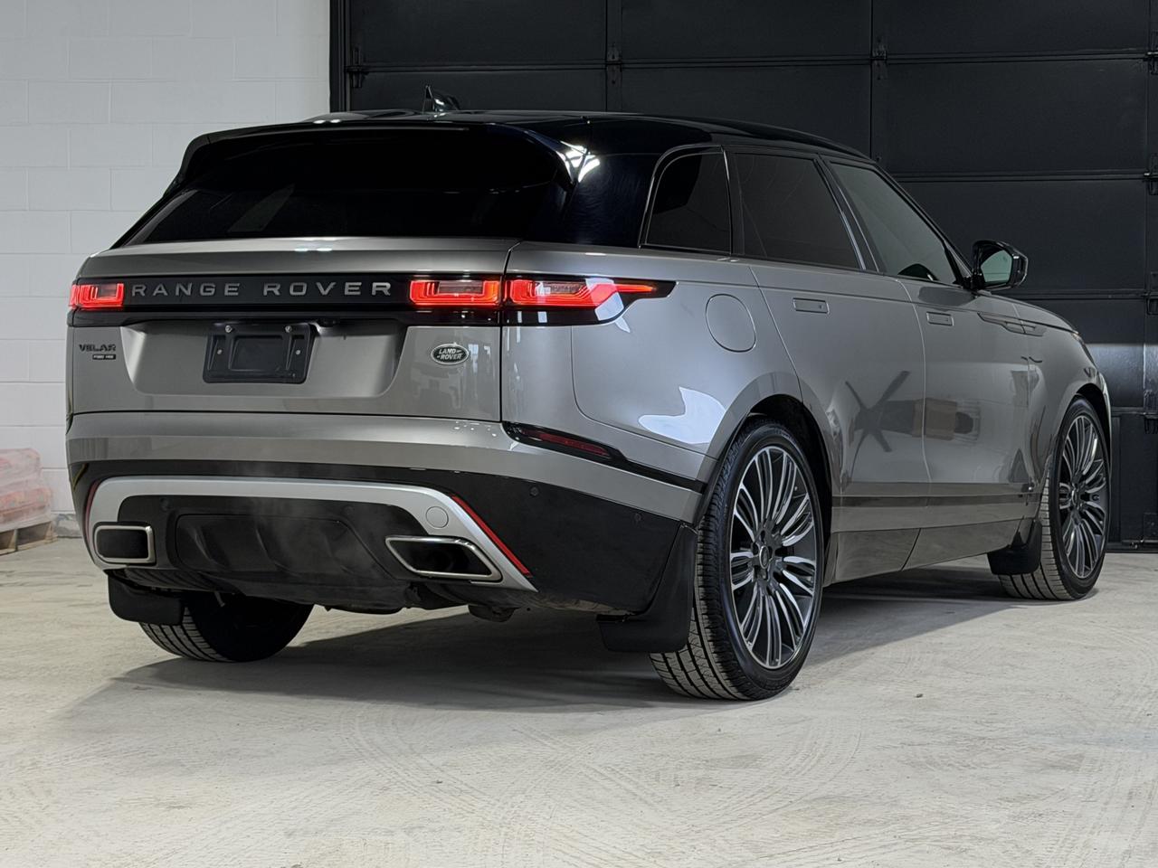 2018 Land Rover Range Rover Velar R-Dynamic P380 HSE FIRST EDITION|SUNROOF|MASSAGE SEATS Photo2