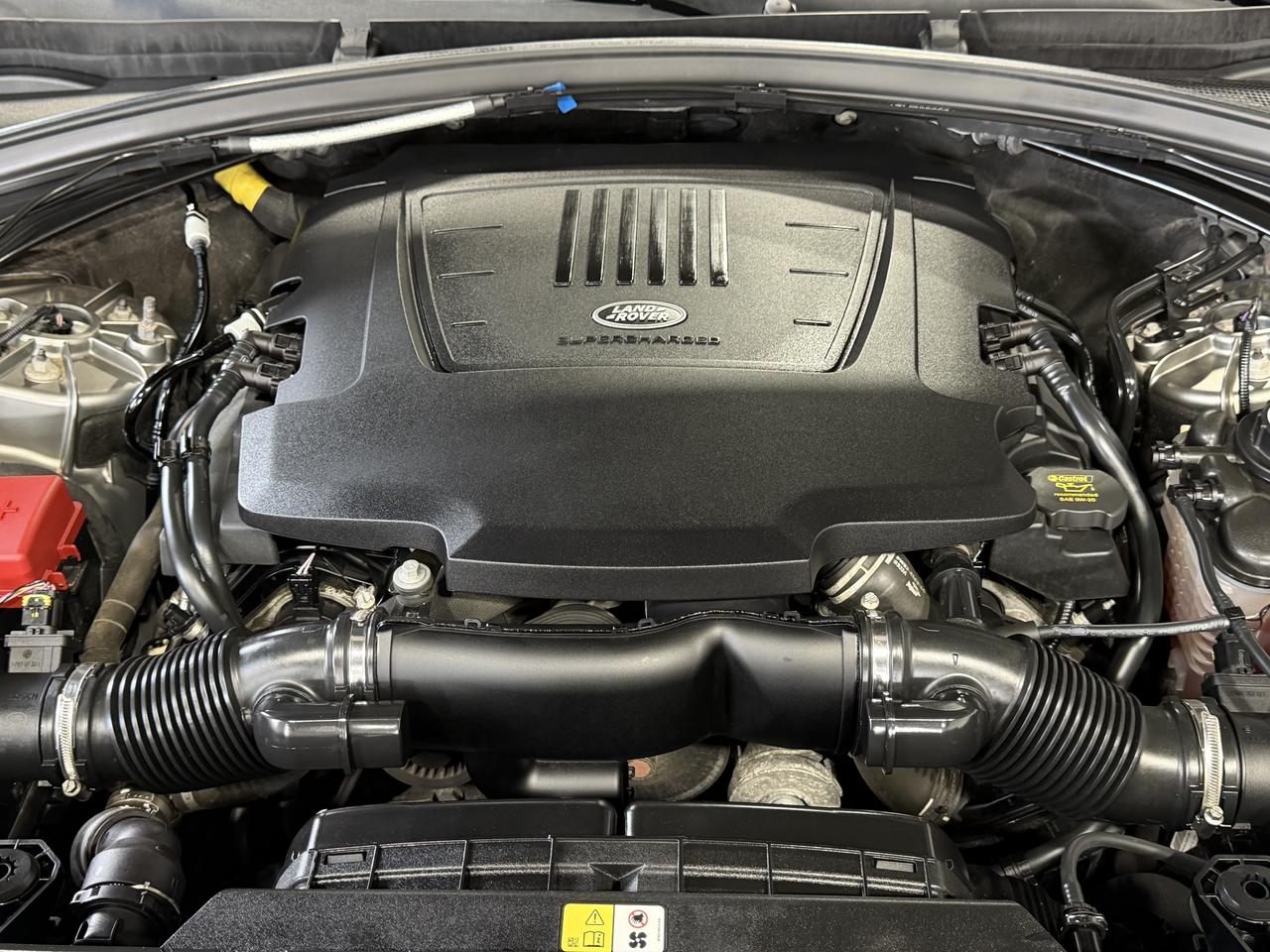 2018 Land Rover Range Rover Velar R-Dynamic P380 HSE FIRST EDITION|SUNROOF|MASSAGE SEATS Photo